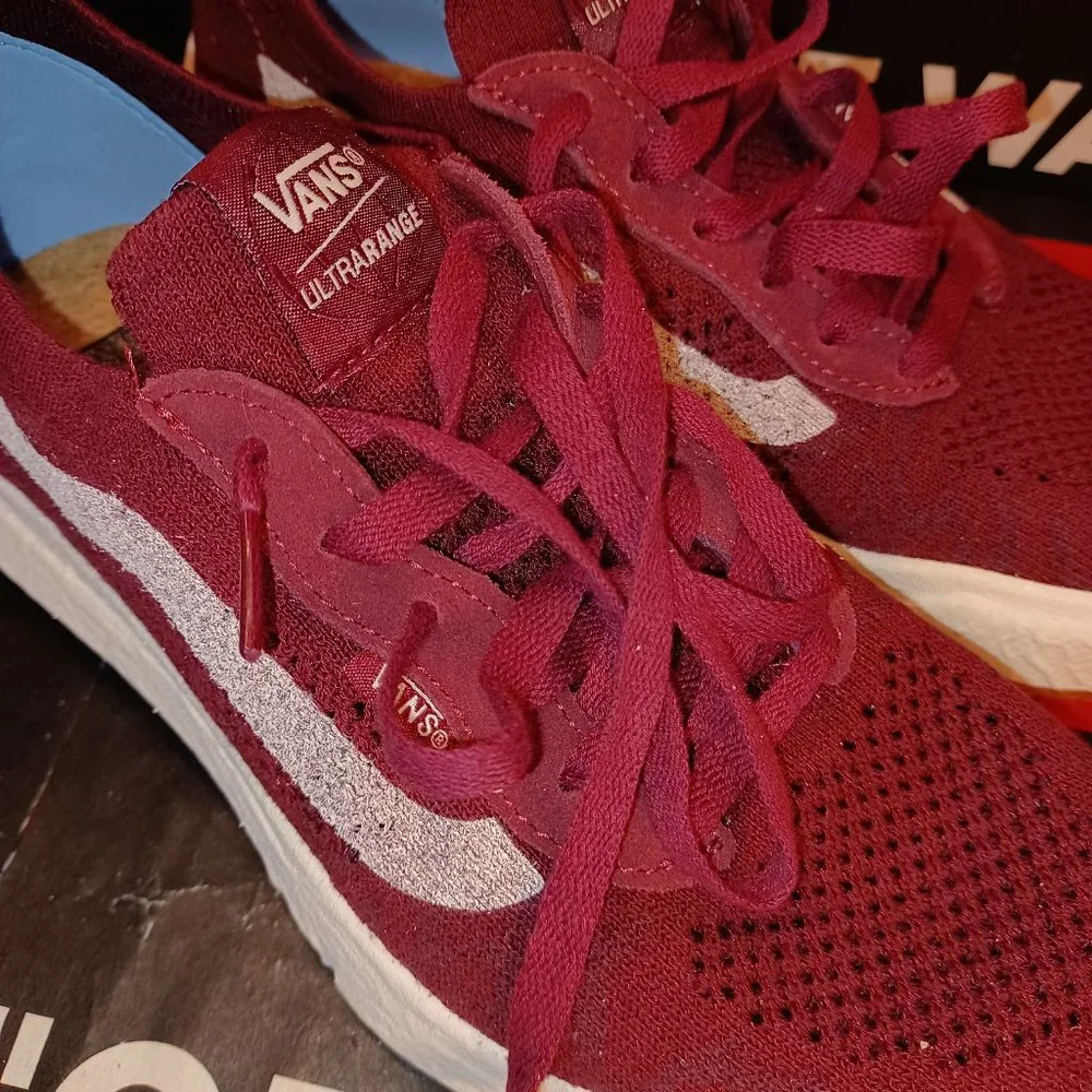 Vans Men's 7.5/Women's 9 UltraRange Vr3 Port Red White Mesh VN0A4BXBPRT - Picture 3 of 12